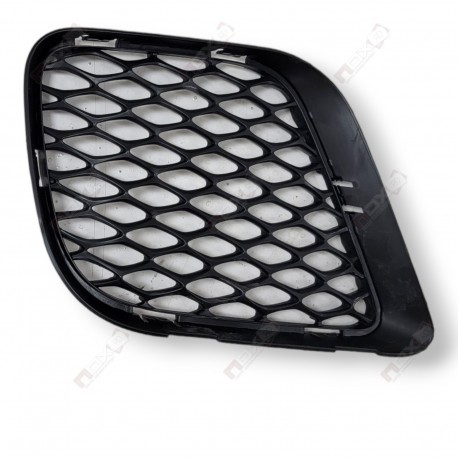REJILLA BUMPER DELANTERO TRACKHAWK LH 17-21