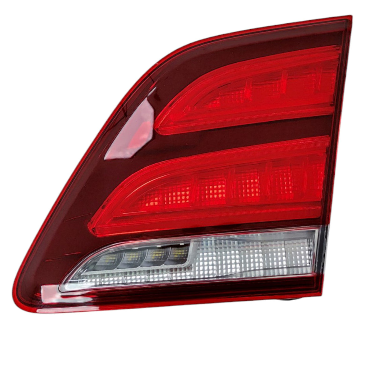 LUZ DE COMPUERTA GLE SUV 16-19 RH