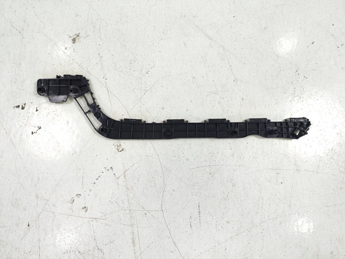 GUIA DE BUMPER TRASERO LX570 13-15 LH