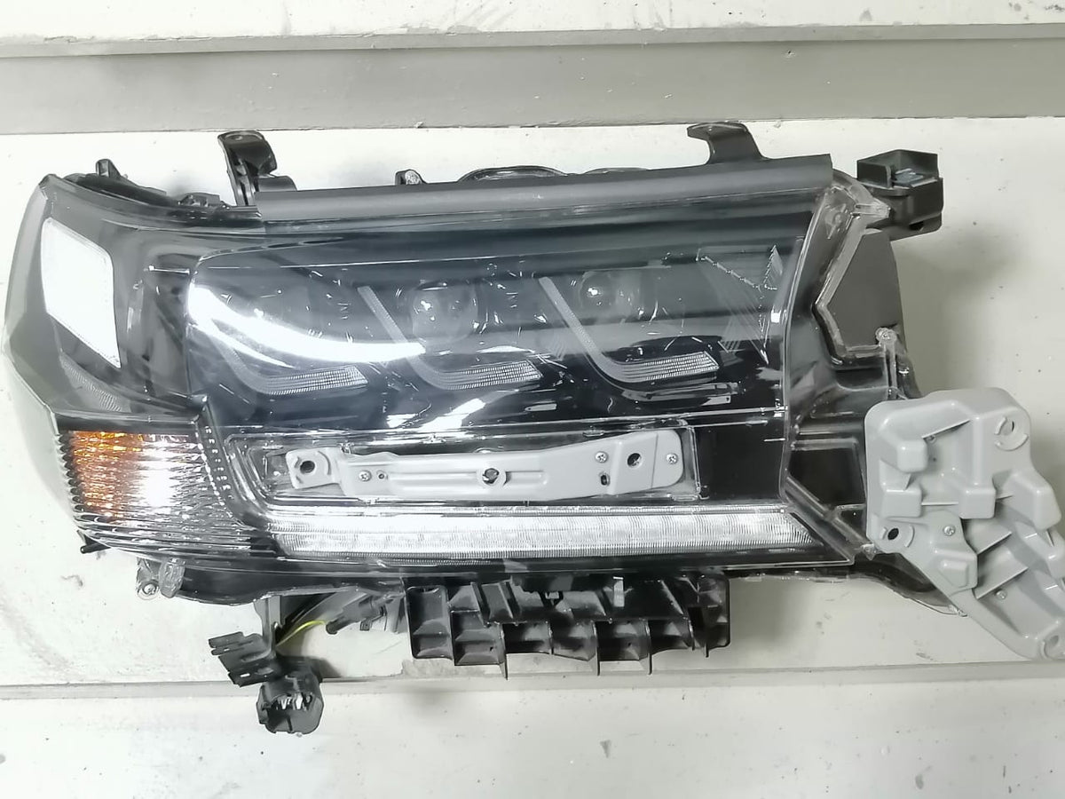 PANTALLA RH LC200 TIPO LX 16-20