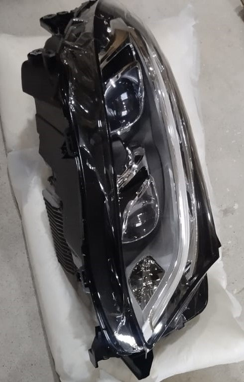 PANTALLA RH MERCEDES GLE 16-19 PARA ML 14-15