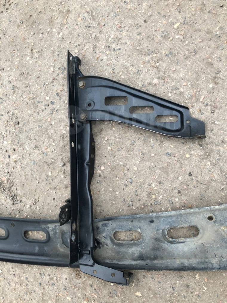 BASE DE CERRADURA DE BONETE LEXUS LX570 13-15