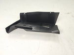BASE DE BUMPER TRASERO LH LC300 22-25 PARA LC200 (CON EL KIT)
