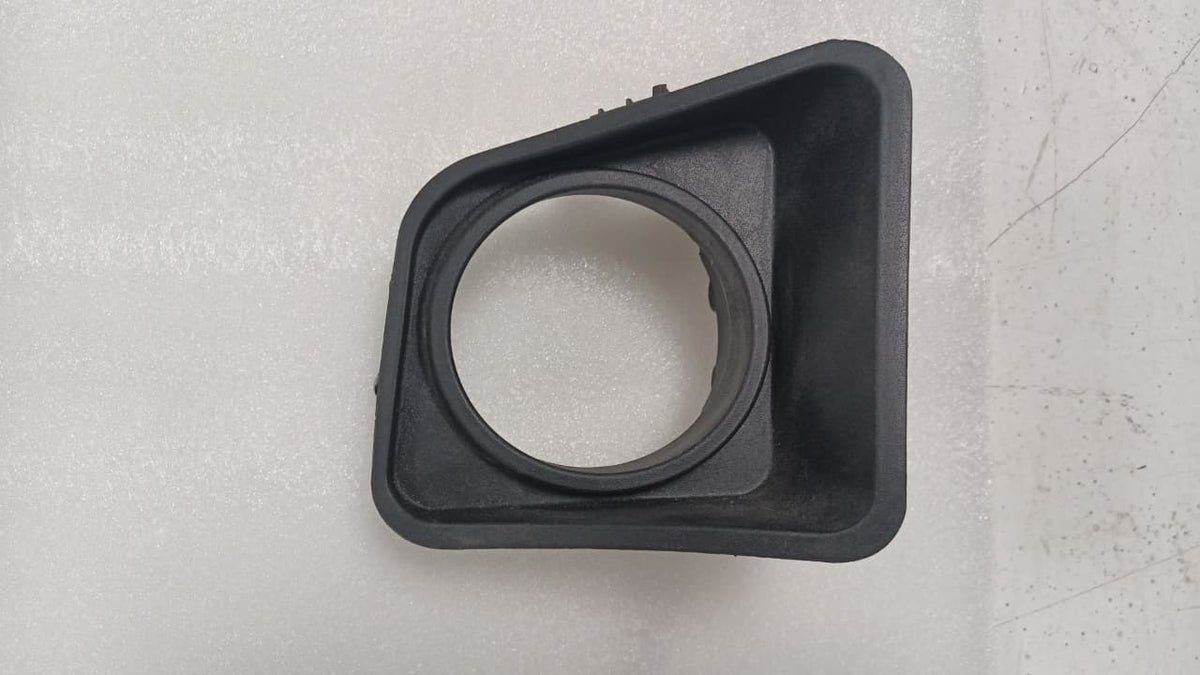 COVER HALOGENO LH TUNDRA 14-21