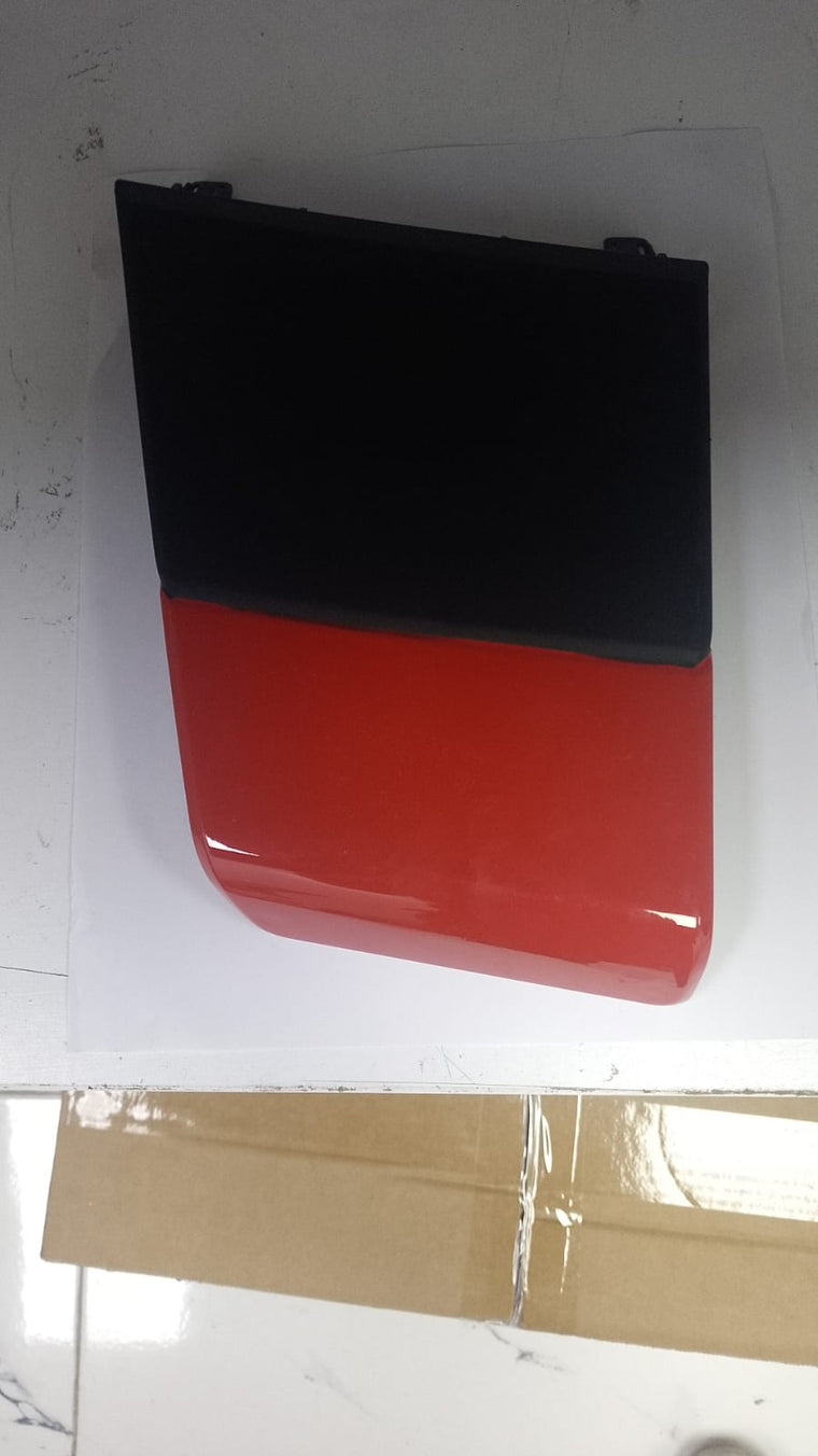 COVER ROJO BUMPER DELANTERO RH FRONTIER 21-23 (SENCILLO)