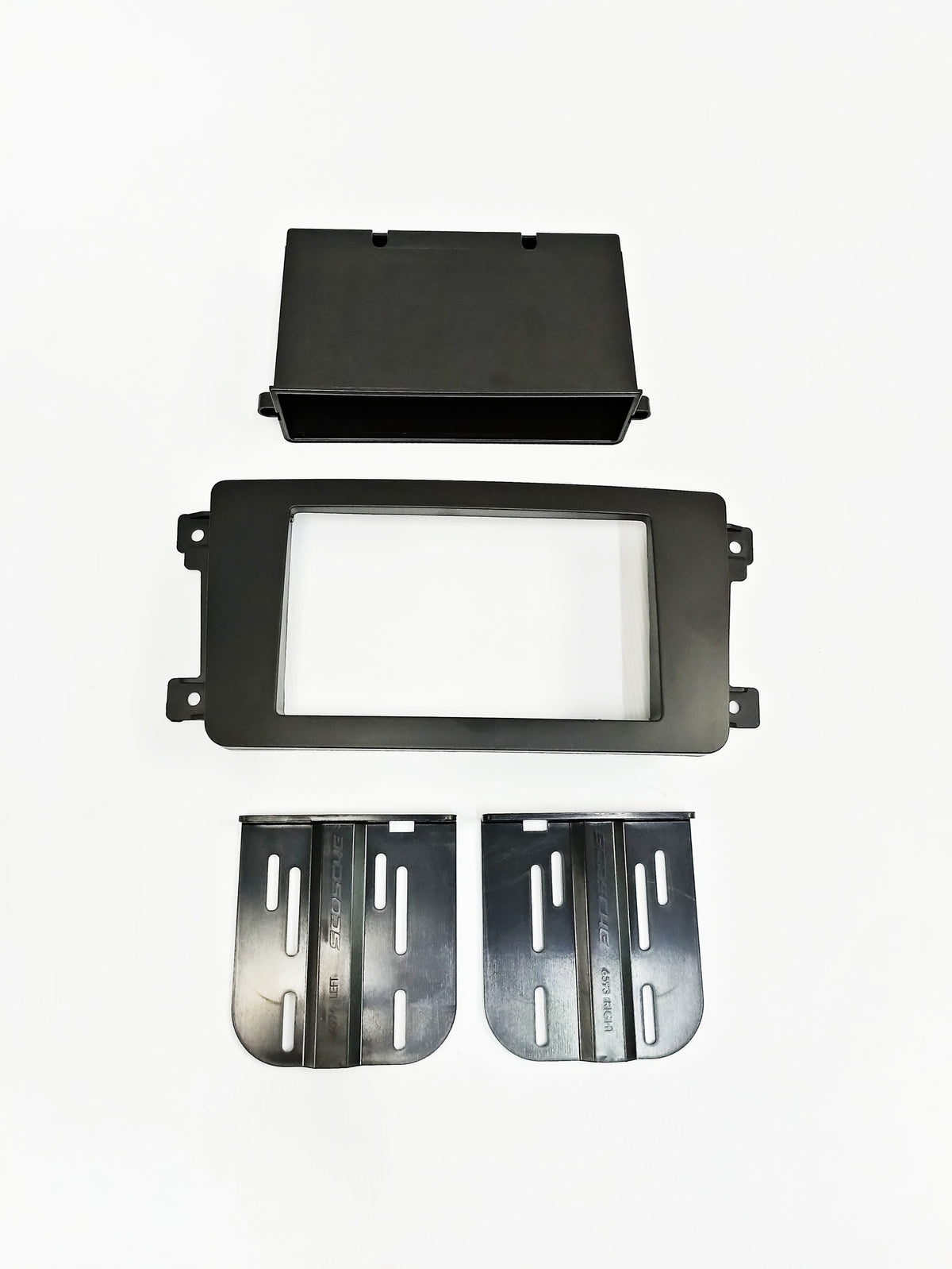 JUEGO DE COVER RADIO MAZDA CX9 21-24