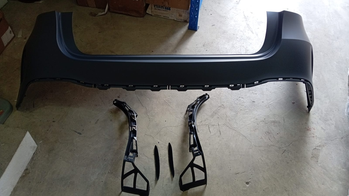 BUMPER TRASERO MERCEDES GLE53 63 450 SUV 19+