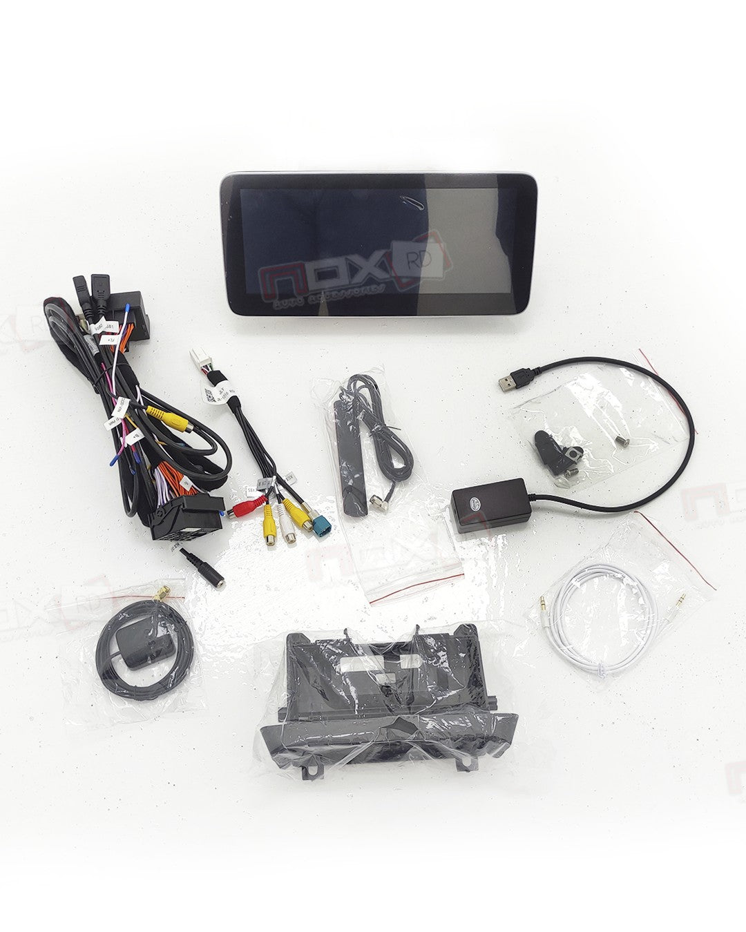 RADIO ANDROID MERCEDES CLASE C 15-18