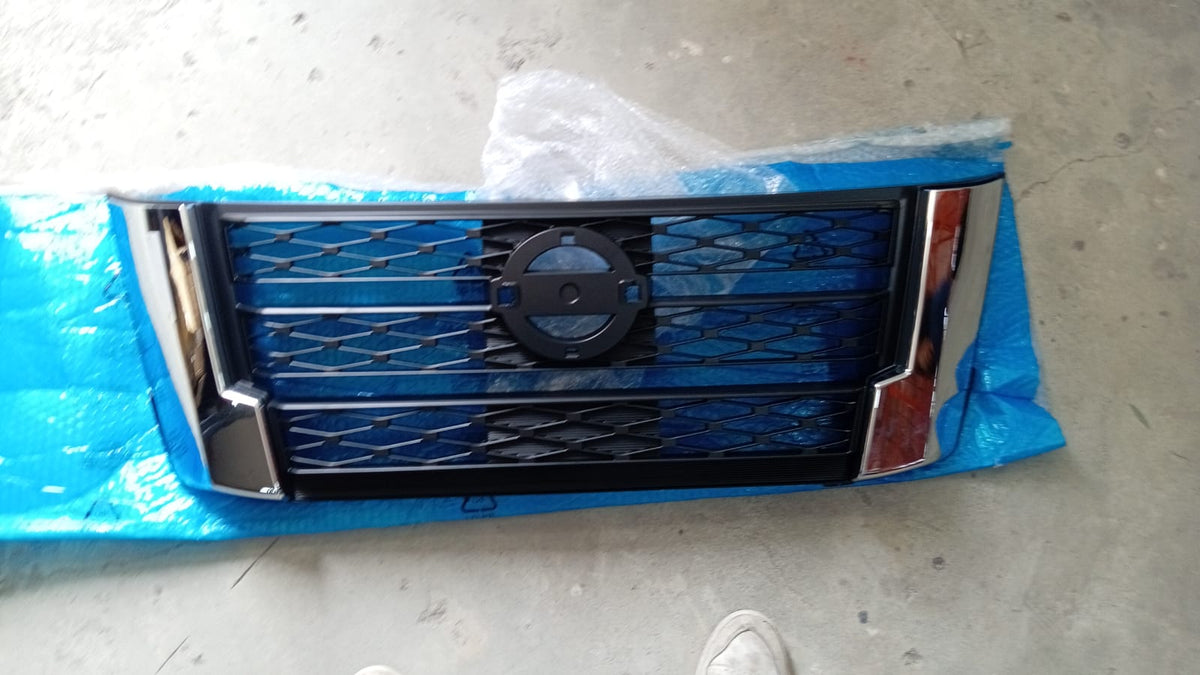 PARRILLA CHROME NISSAN FRONTIER 2021-25