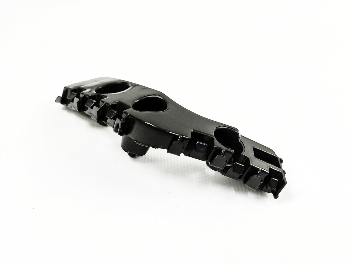 GUIA BUMPER RH DELANTERO GRAND CHEROKEE  14-20