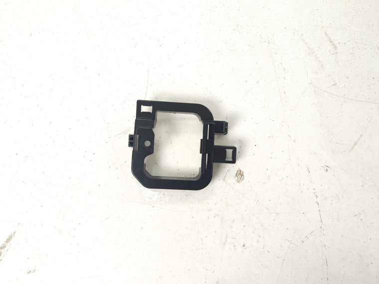 BASE DE HALOGENO LH NISSAN FRONTIER 22-25 PARA SENCILLA