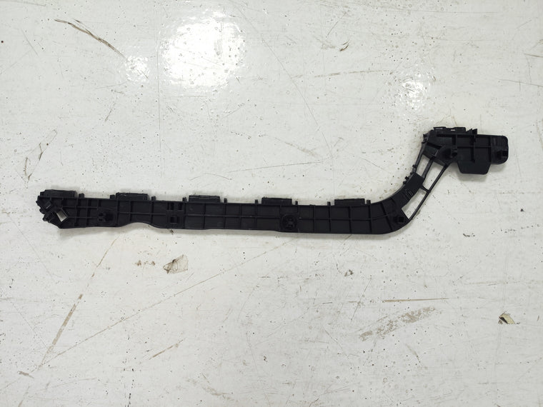 GUIA DE BUMPER TRASERO LX570 13-15 RH